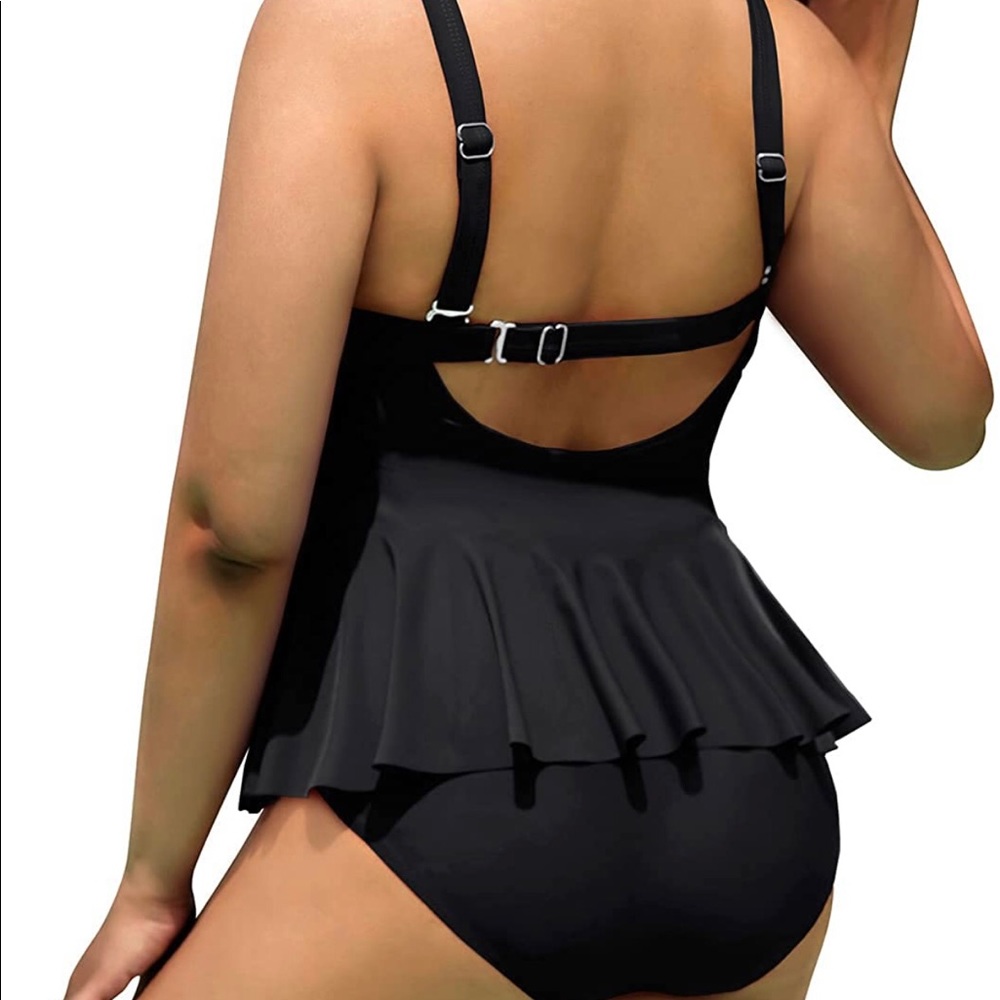 Yonique 2 piece bathing suit